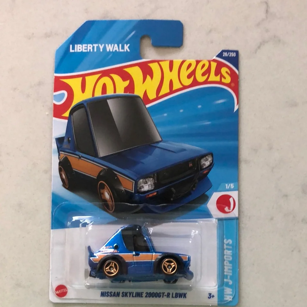 Blue Nissan Skyline 2000GT-R LBWK Toy Car